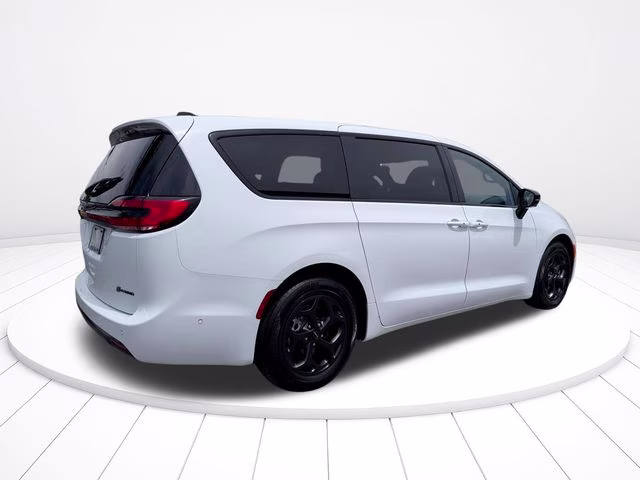 2024 Bright White Clearcoat Chrysler Pacifica Hybrid Select S Appearance FWD Van