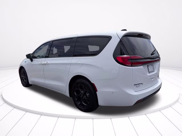2024 Bright White Clearcoat Chrysler Pacifica Hybrid Select S Appearance FWD Van