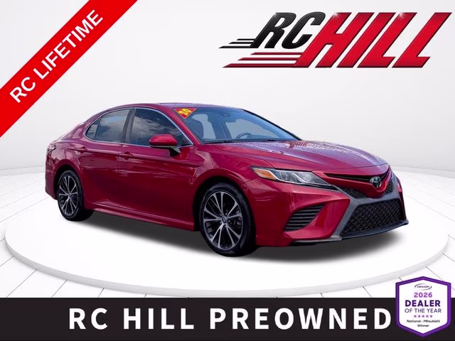 2020 Supersonic Red Toyota Camry SE FWD Sedan