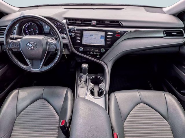 2020 Supersonic Red Toyota Camry SE FWD Sedan
