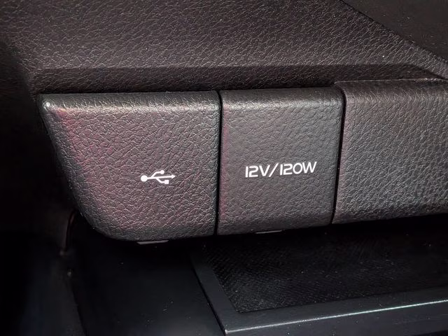 2020 Supersonic Red Toyota Camry SE FWD Sedan