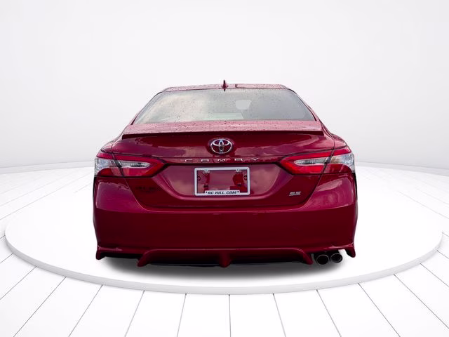 2020 Supersonic Red Toyota Camry SE FWD Sedan