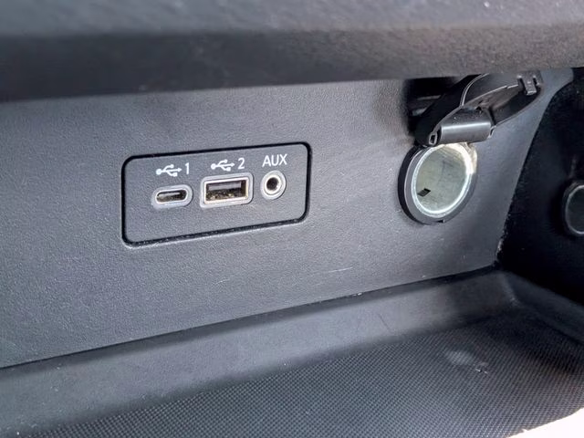 2024 Gun Metallic Nissan Altima 2.5 SV FWD Sedan