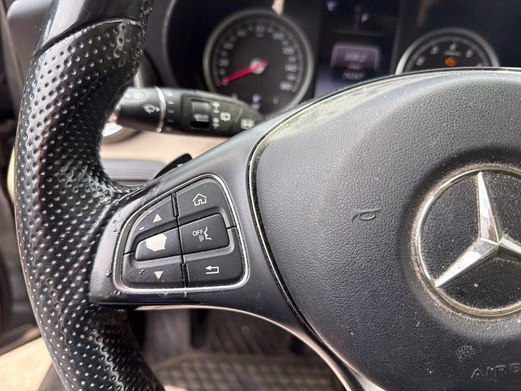 2016 Selenite Gray Metallic Mercedes-Benz GLC GLC 300 RWD SUV