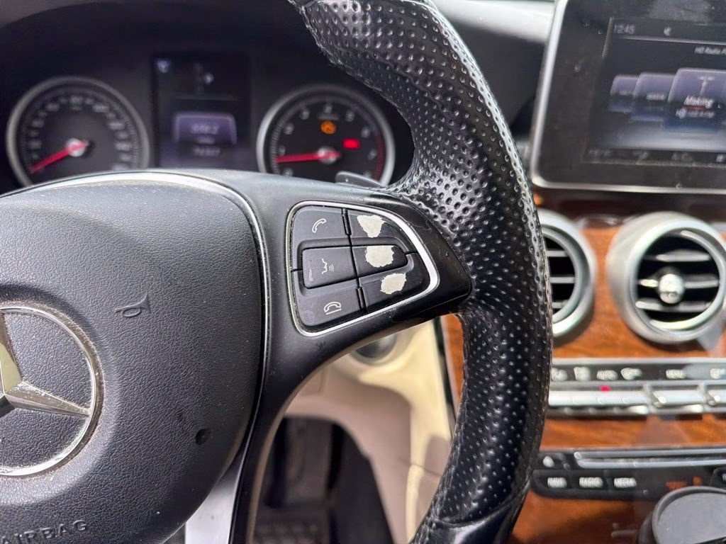 2016 Selenite Gray Metallic Mercedes-Benz GLC GLC 300 RWD SUV