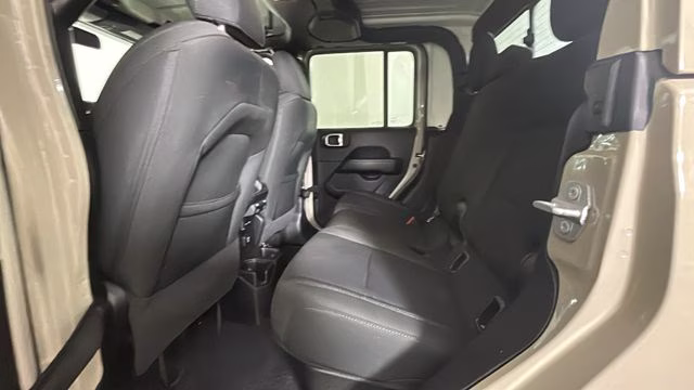 2020 Gobi Clearcoat Jeep Gladiator Overland 4X4 Truck