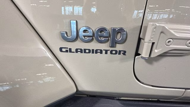 2020 Gobi Clearcoat Jeep Gladiator Overland 4X4 Truck