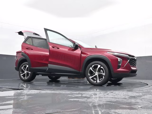 2024 Crimson Metallic Chevrolet Trax 1RS FWD SUV