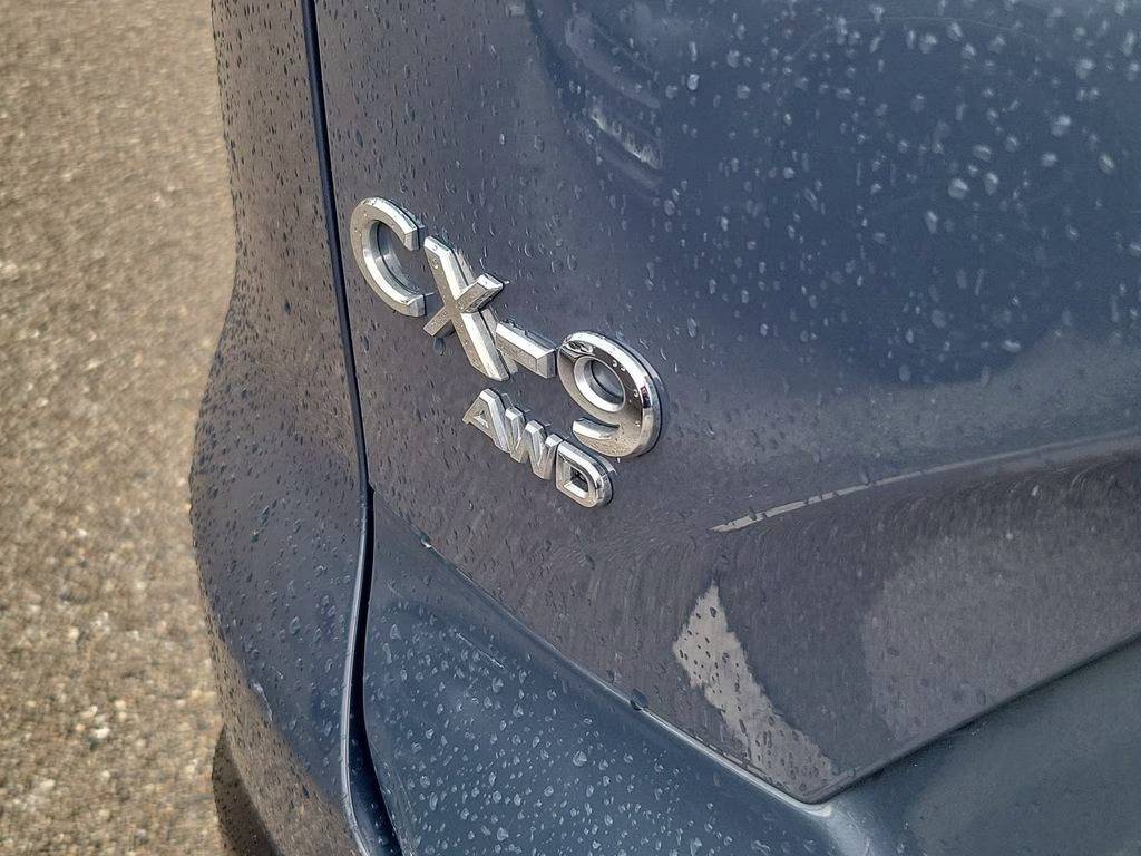 2022 Polymetal Gray Metallic Mazda CX-9 Carbon Edition AWD SUV