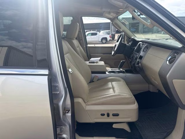 2016 Ingot Silver Ford Expedition Limited 4X4 SUV