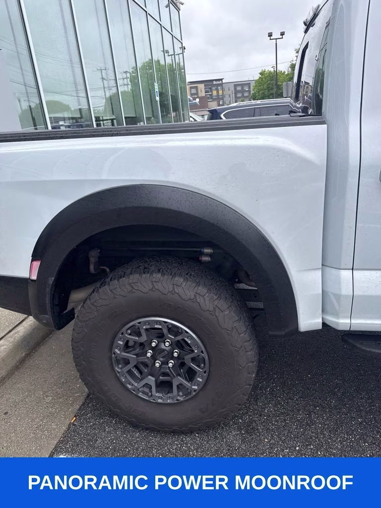 2025 Space White Metallic Ford F-150 Raptor R 4X4 Truck