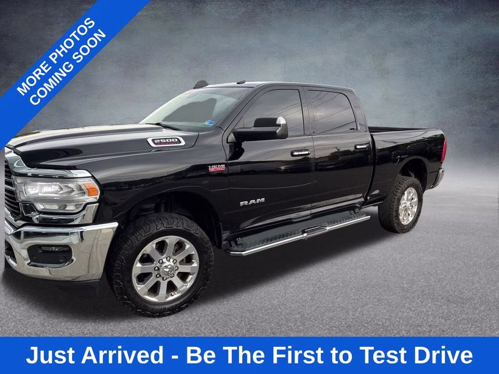2019 Diamond Black Crystal Pearlcoat Ram 2500 Big Horn 4X4 Truck