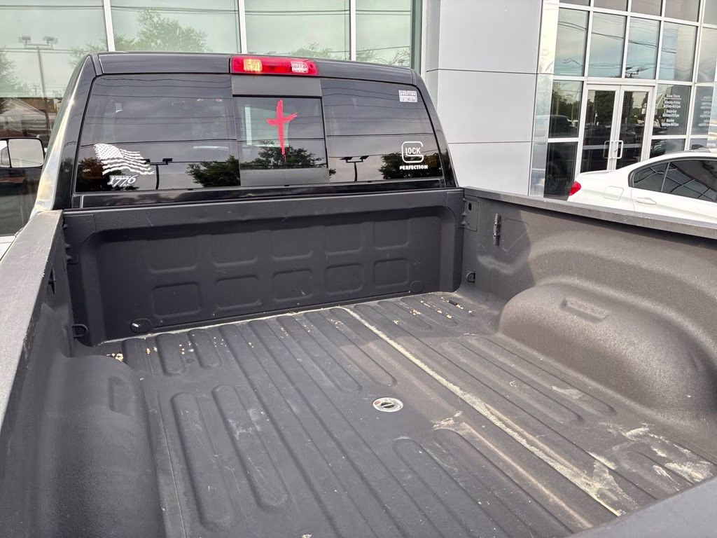 2019 Diamond Black Crystal Pearlcoat Ram 2500 Big Horn 4X4 Truck
