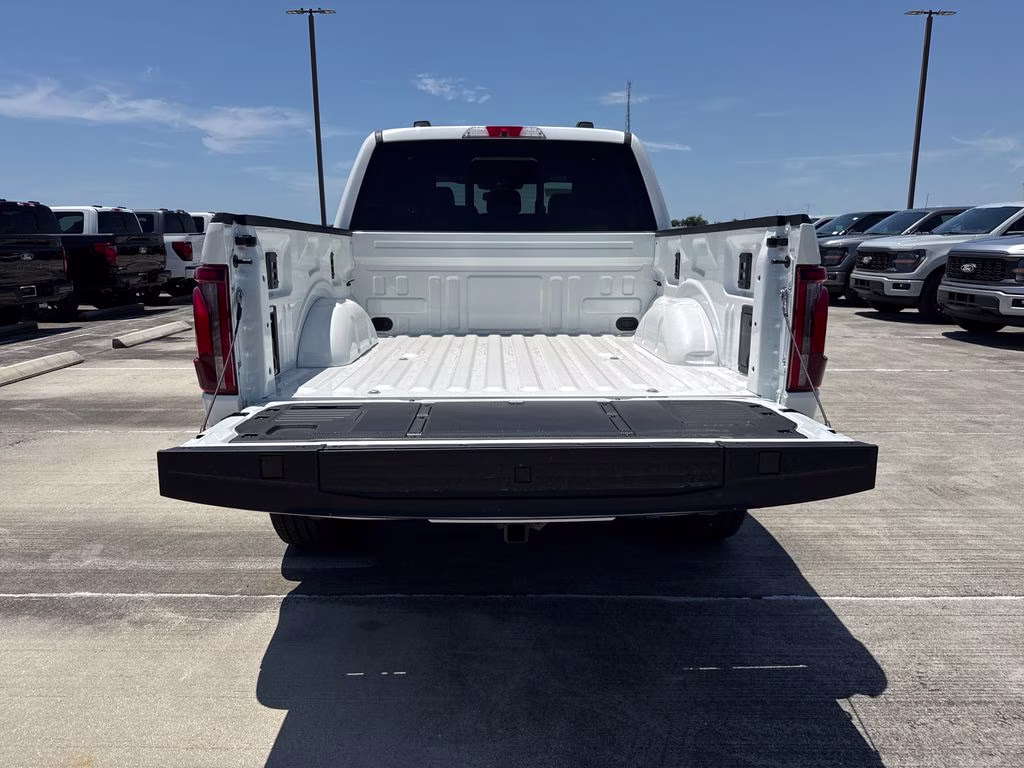 2026 Star White Metallic Tri-Coat Ford F-150 Platinum 4X4 Truck