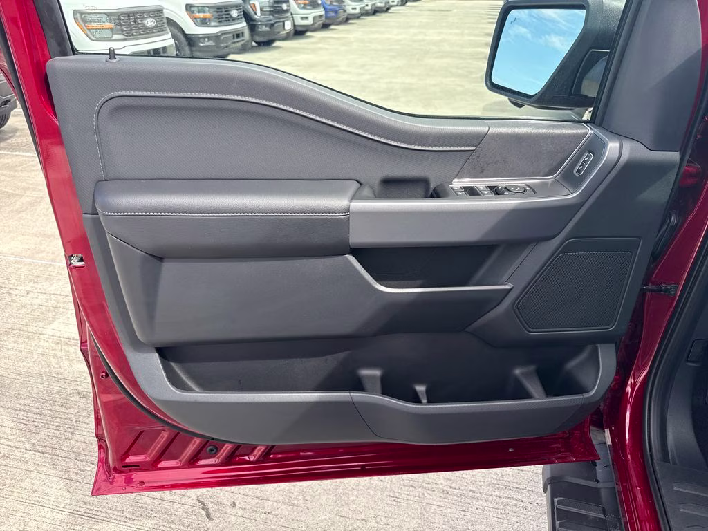 2026 Ruby Red Met Tinted CC Ford F-150 XLT 4X4 Truck