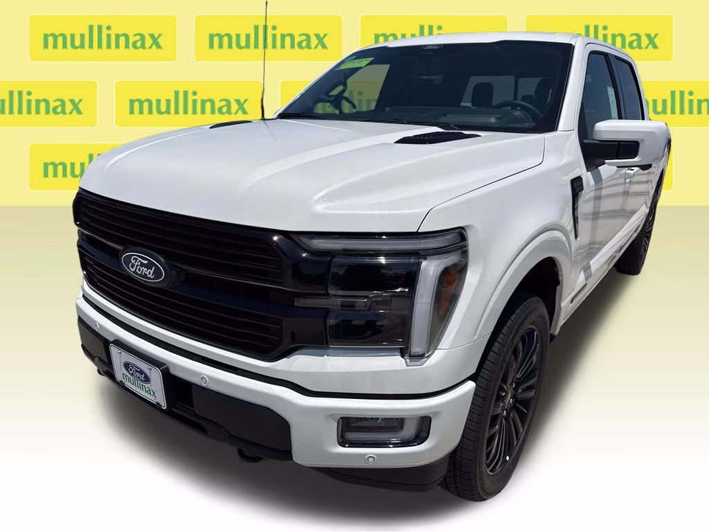 2026 Star White Metallic Tri-Coat Ford F-150 Platinum 4X4 Truck