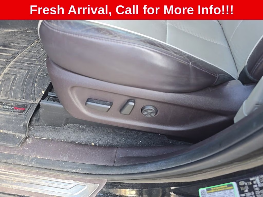 2016 Aurora Black Pearl Kia Sedona SXL FWD Van