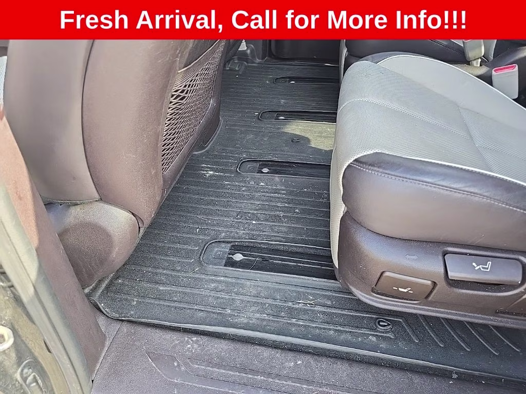 2016 Aurora Black Pearl Kia Sedona SXL FWD Van