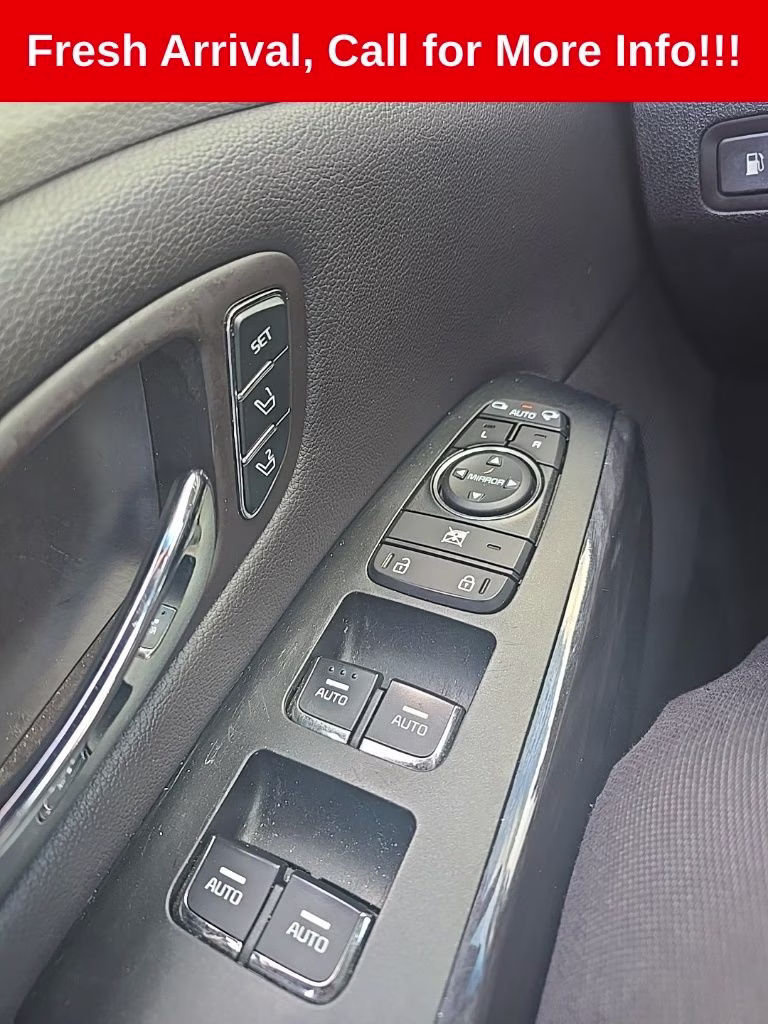 2016 Aurora Black Pearl Kia Sedona SXL FWD Van