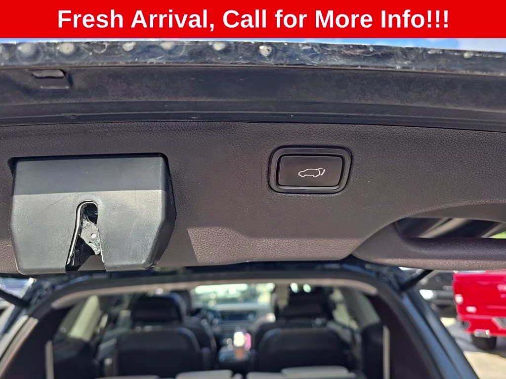 2016 Aurora Black Pearl Kia Sedona SXL FWD Van