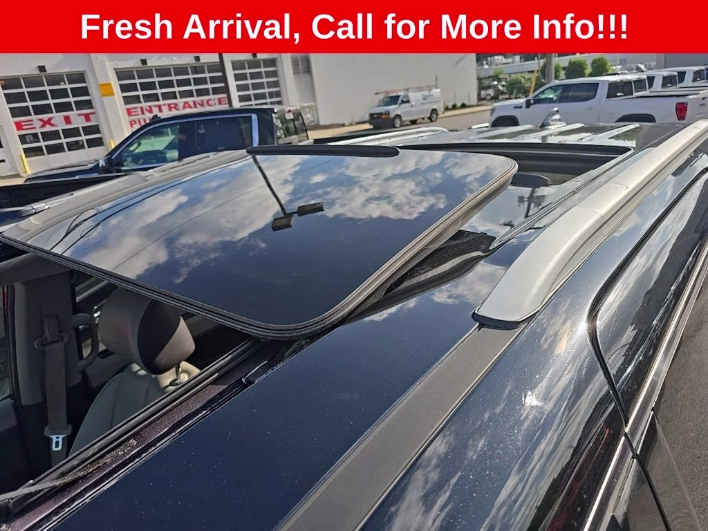 2016 Aurora Black Pearl Kia Sedona SXL FWD Van