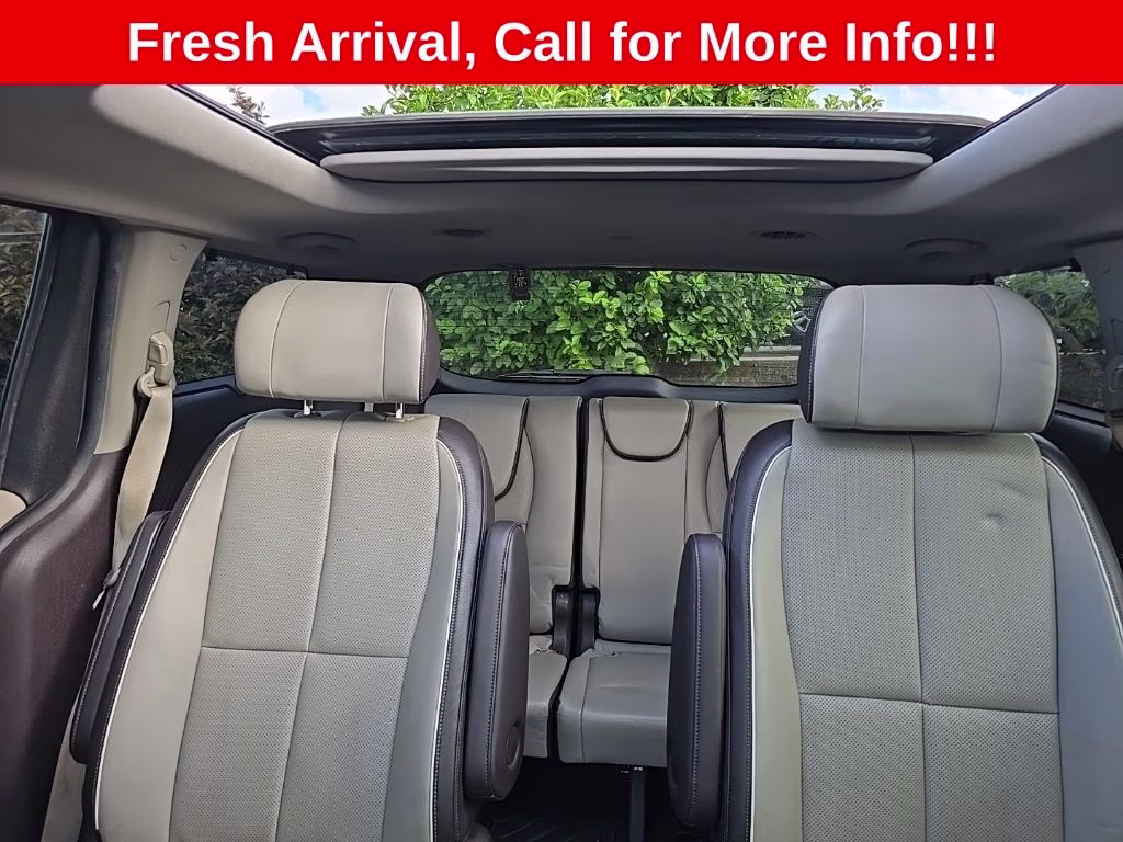 2016 Aurora Black Pearl Kia Sedona SXL FWD Van