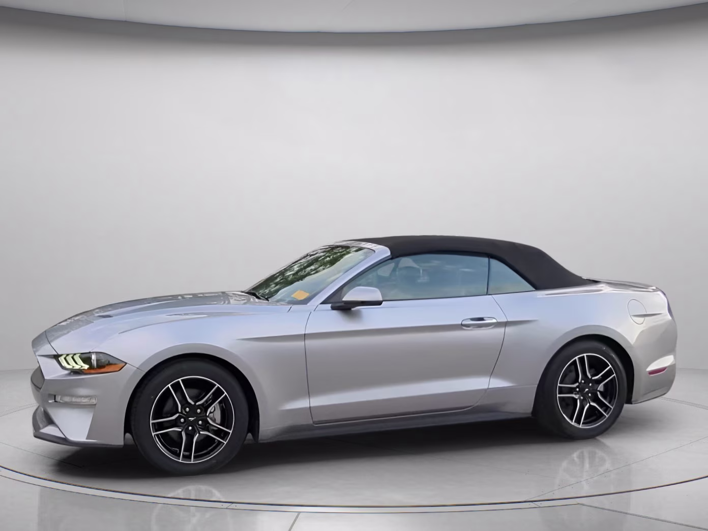 2020 Iconic Silver Metallic Ford Mustang EcoBoost Premium RWD Convertible