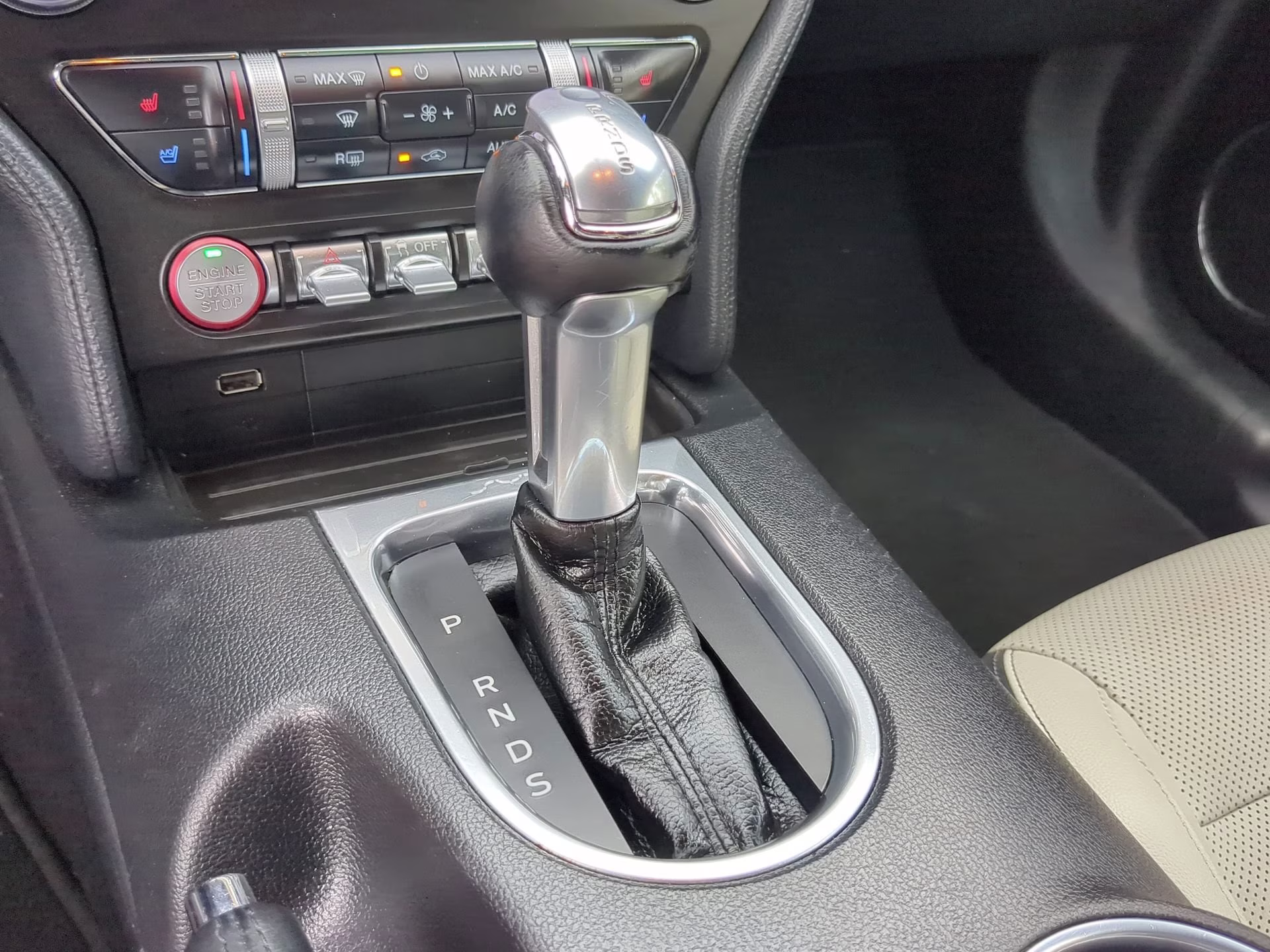 2020 Iconic Silver Metallic Ford Mustang EcoBoost Premium RWD Convertible