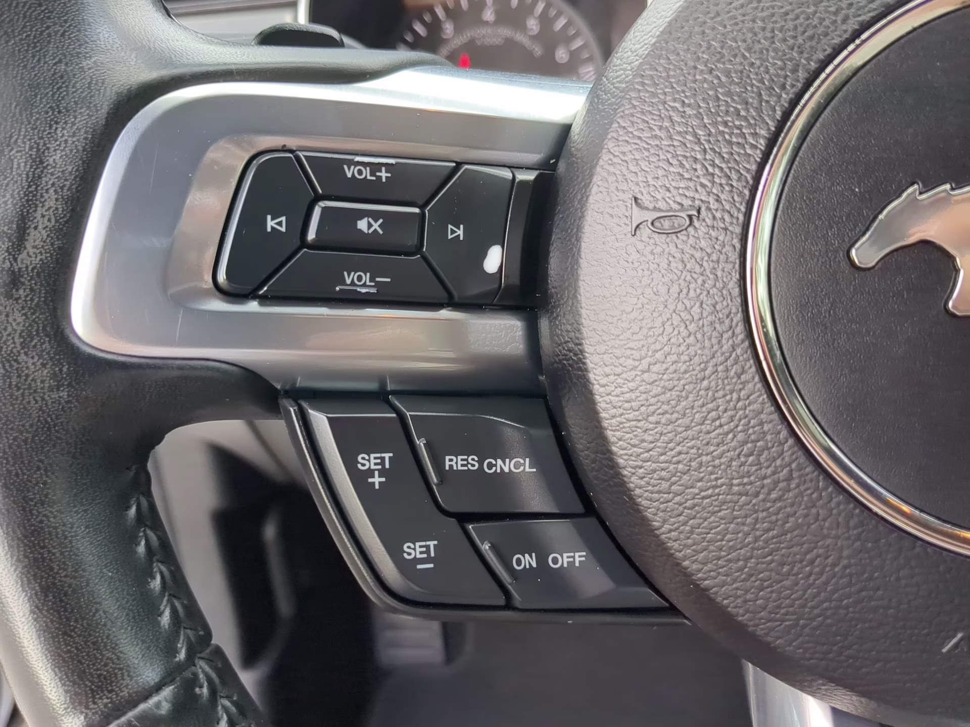 2020 Iconic Silver Metallic Ford Mustang EcoBoost Premium RWD Convertible