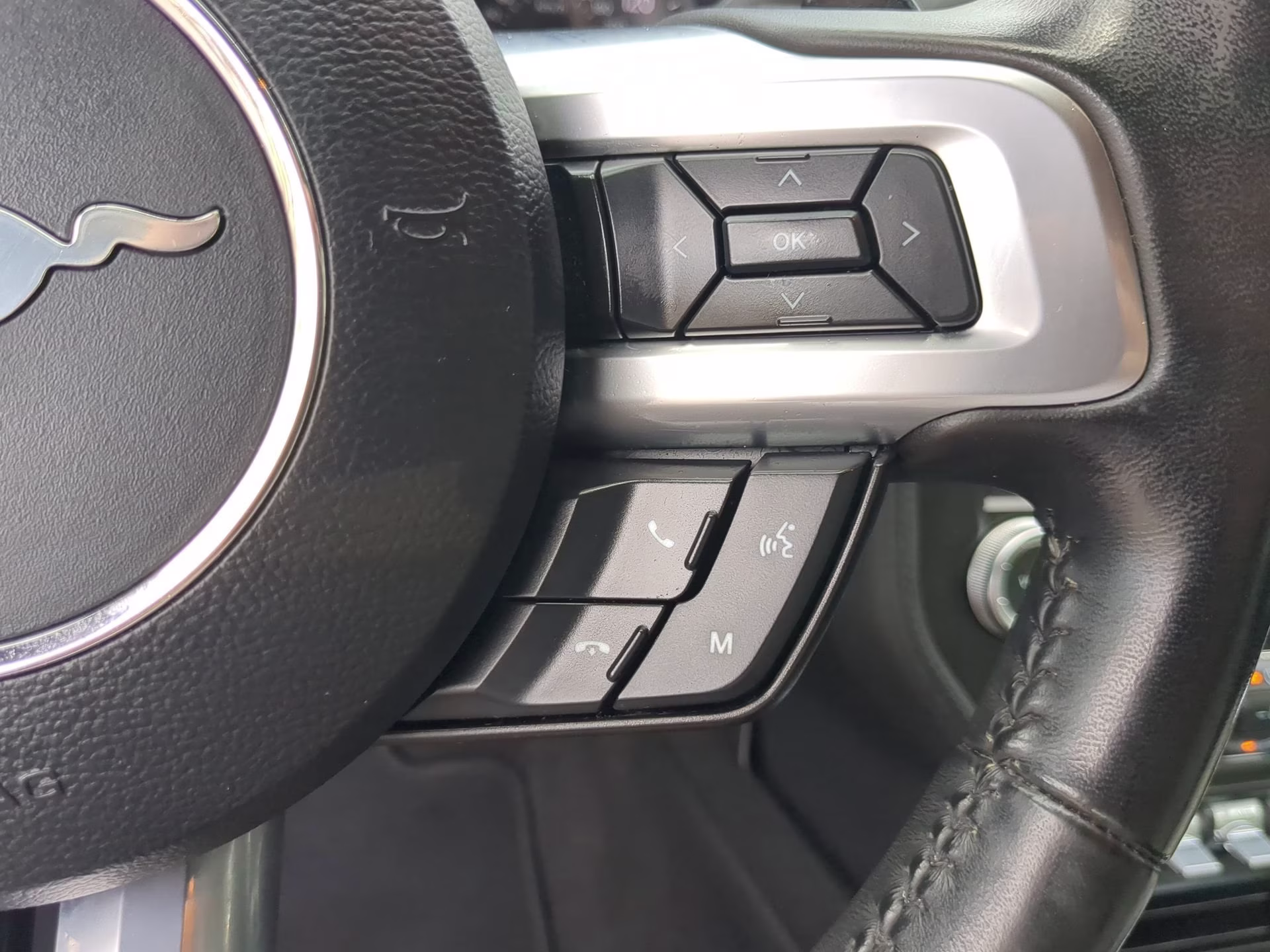 2020 Iconic Silver Metallic Ford Mustang EcoBoost Premium RWD Convertible