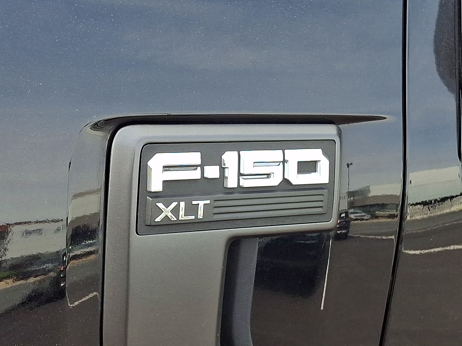 2021 Agate Black Metallic - UM Ford F-150 XLT 4X4