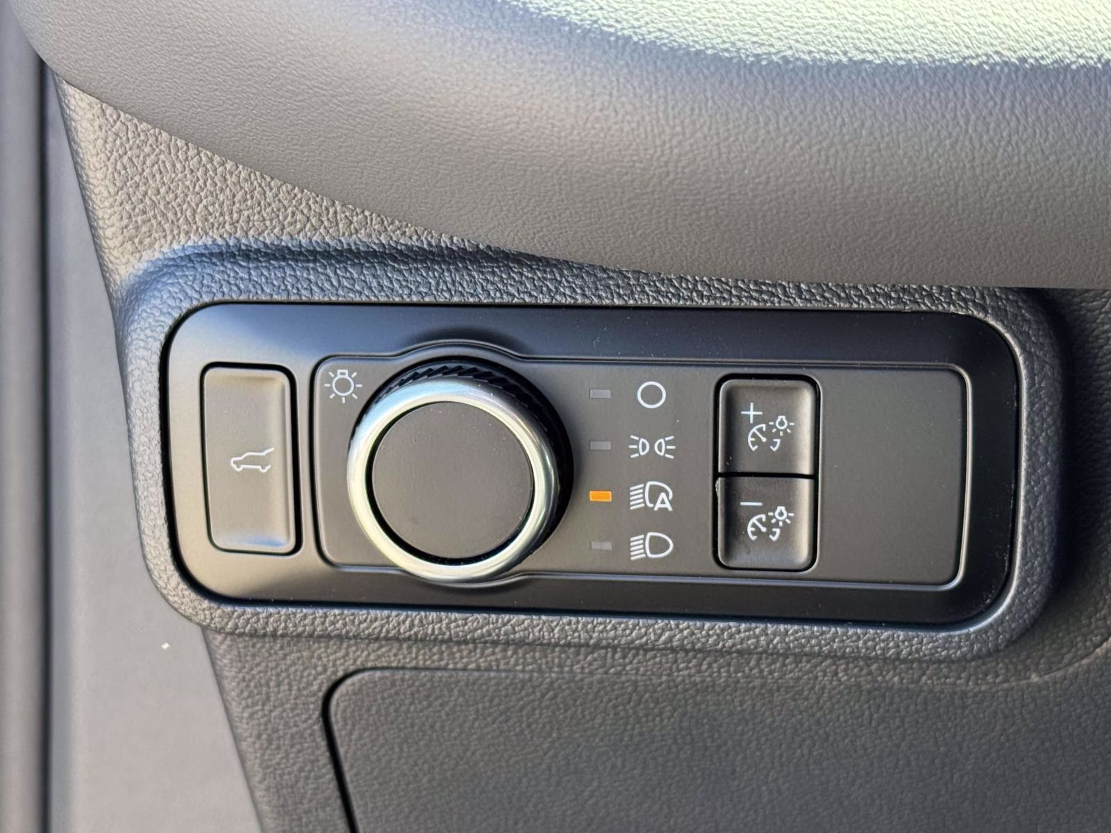 2026 Gray Ford Explorer Active 4X4 SUV
