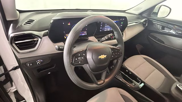 2024 Summit White Chevrolet Trailblazer LT FWD SUV