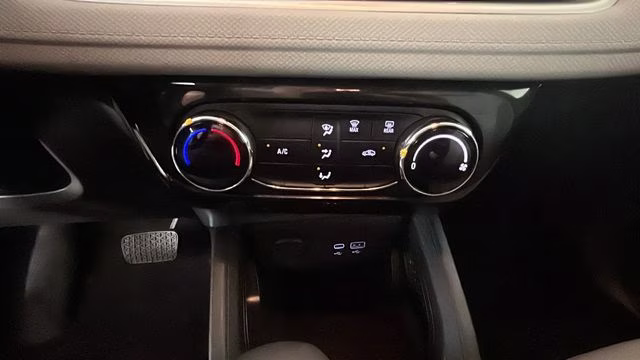 2024 Summit White Chevrolet Trailblazer LT FWD SUV