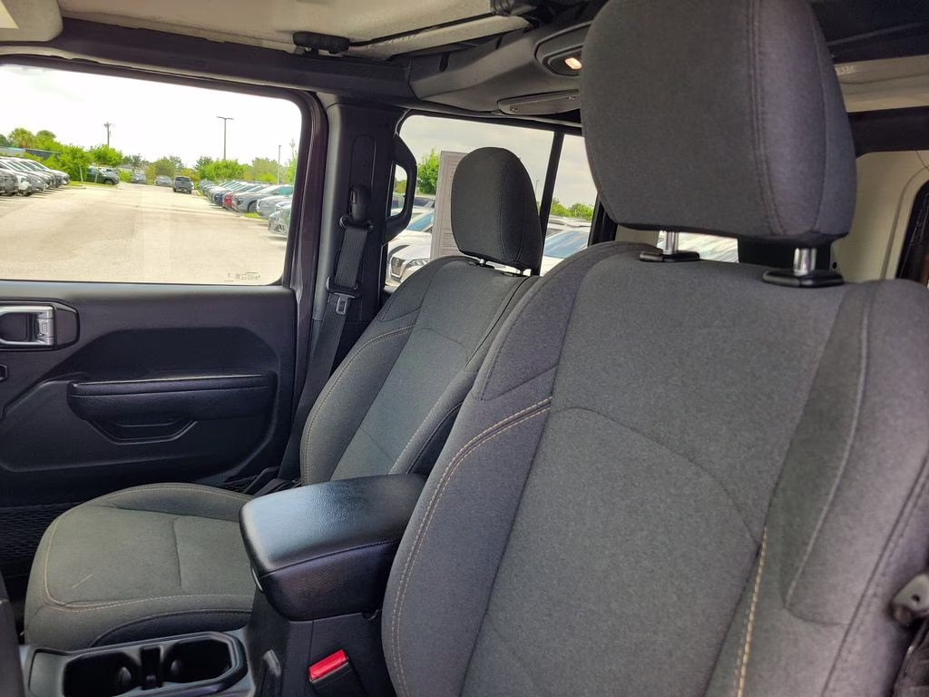 2024 Granite Crystal Metallic Clearcoat Jeep Wrangler Sport S 4X4 SUV