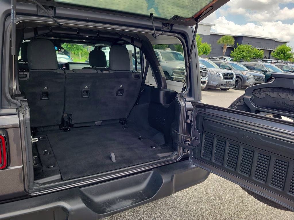 2024 Granite Crystal Metallic Clearcoat Jeep Wrangler Sport S 4X4 SUV
