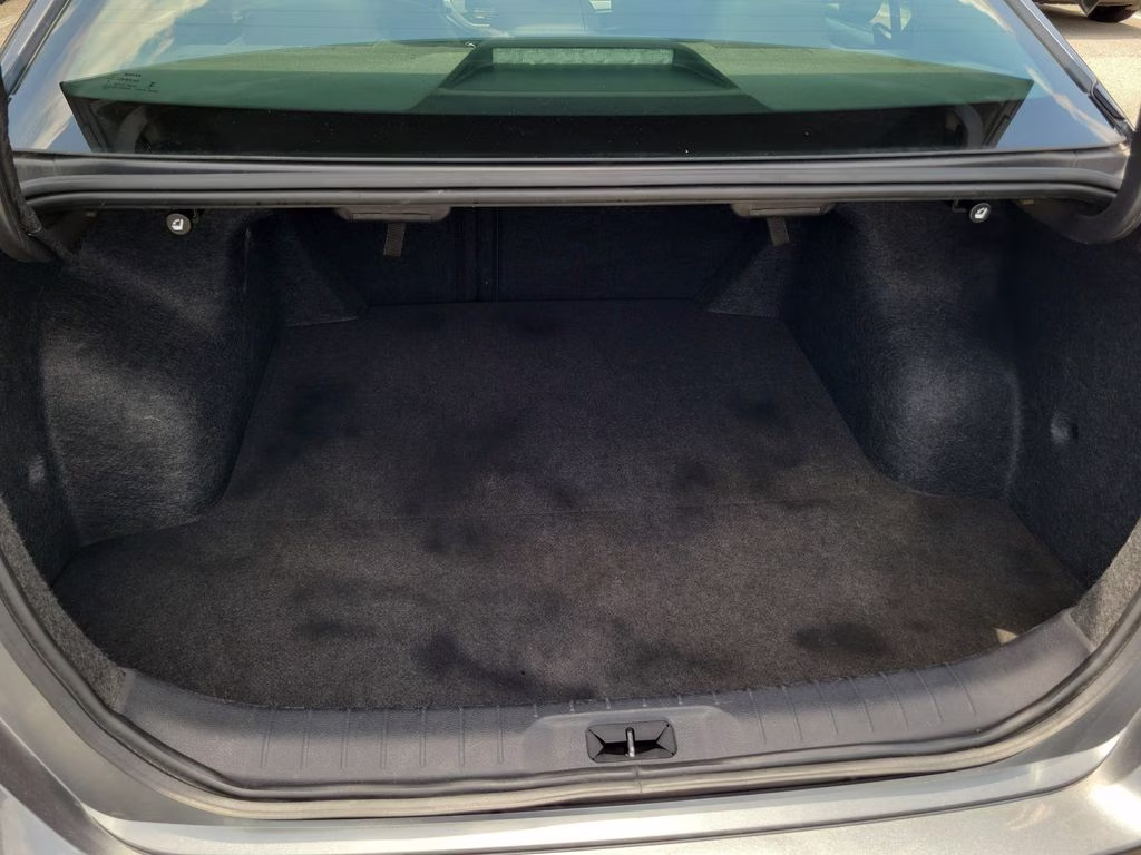 2024 Gun Metallic Nissan Altima 2.5 SR FWD Sedan