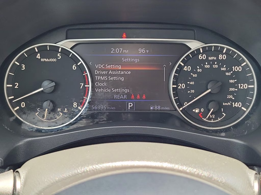 2024 Gun Metallic Nissan Altima 2.5 SR FWD Sedan