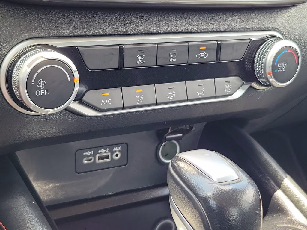 2024 Gun Metallic Nissan Altima 2.5 SR FWD Sedan