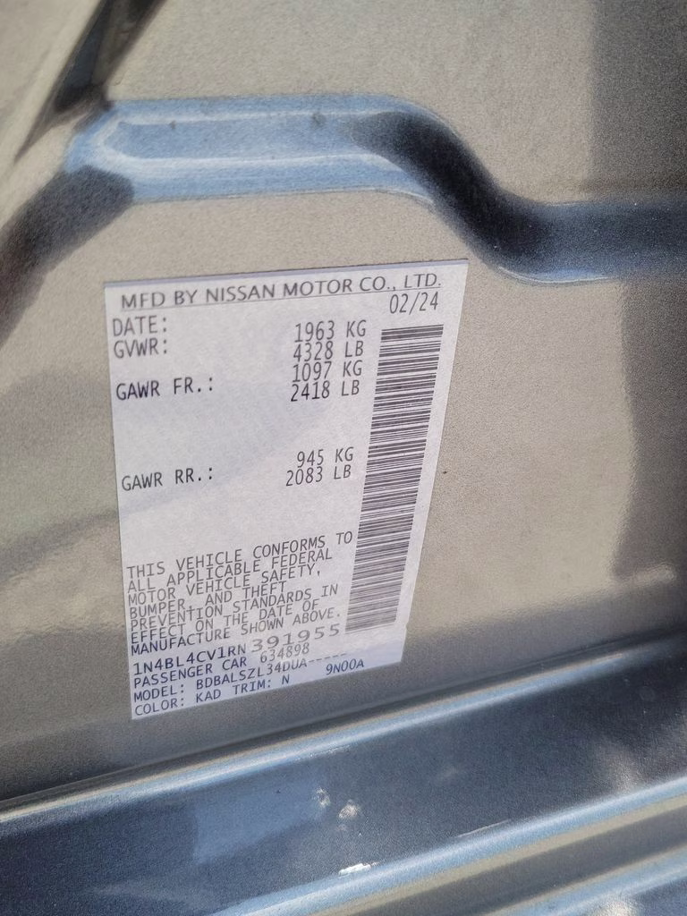 2024 Gun Metallic Nissan Altima 2.5 SR FWD Sedan