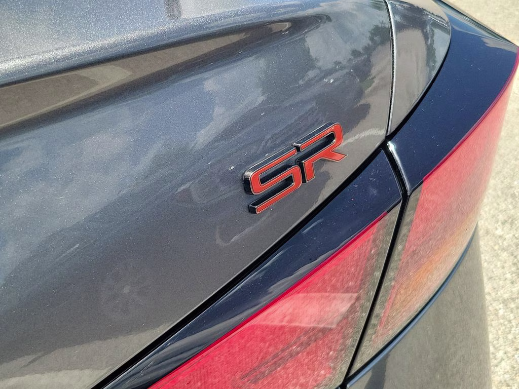 2024 Gun Metallic Nissan Altima 2.5 SR FWD Sedan