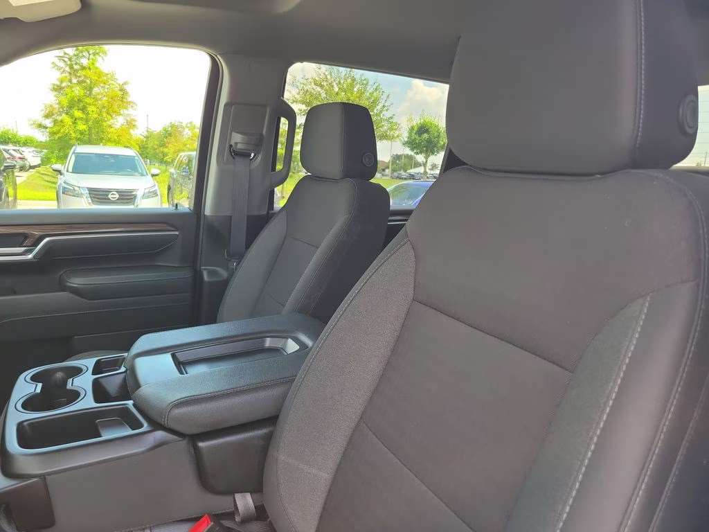 2025 Summit White Chevrolet Silverado 2500HD LT 4X4 Truck