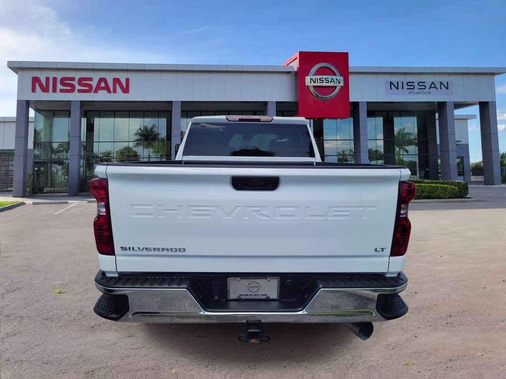 2025 Summit White Chevrolet Silverado 2500HD LT 4X4 Truck