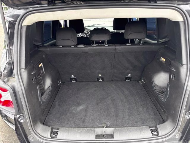 2017 Black Jeep Renegade Sport 4X4 SUV