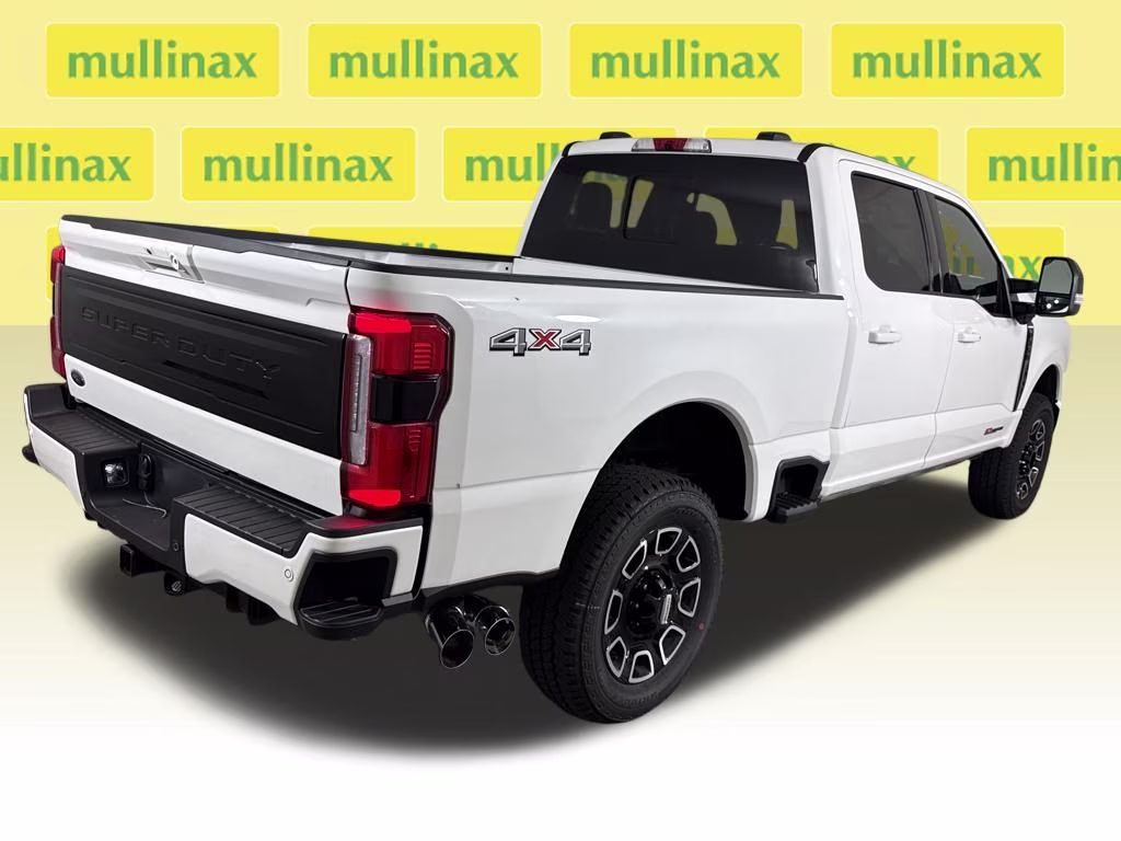 2026 Star White Metallic Tri-Coat Ford Super Duty F-350 SRW Platinum 4X4 Truck