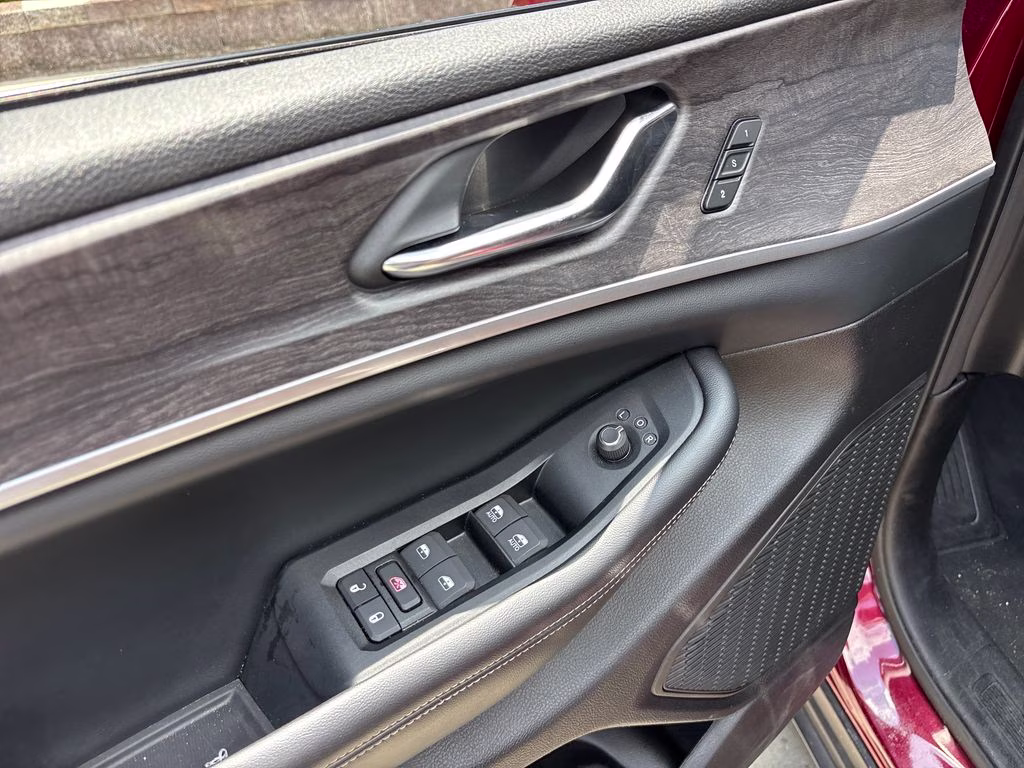 2024 Velvet Red Pearlcoat Jeep Grand Cherokee L Limited RWD SUV
