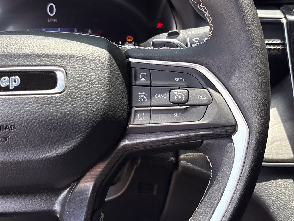 2024 Velvet Red Pearlcoat Jeep Grand Cherokee L Limited RWD SUV