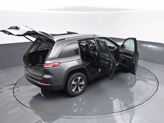 2022 Baltic Gray Metallic Clearcoat Jeep Grand Cherokee 4xe 4X4 SUV