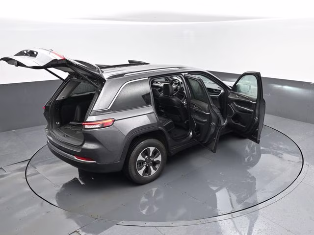 2022 Baltic Gray Metallic Clearcoat Jeep Grand Cherokee 4xe 4X4 SUV