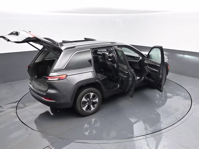 2022 Baltic Gray Metallic Clearcoat Jeep Grand Cherokee 4xe 4X4 SUV